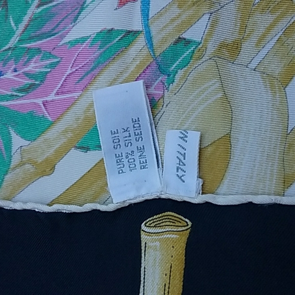 Christian Dior silk scarf size 34 x 34 Made in Italy Vintage - Picture 8 of 15